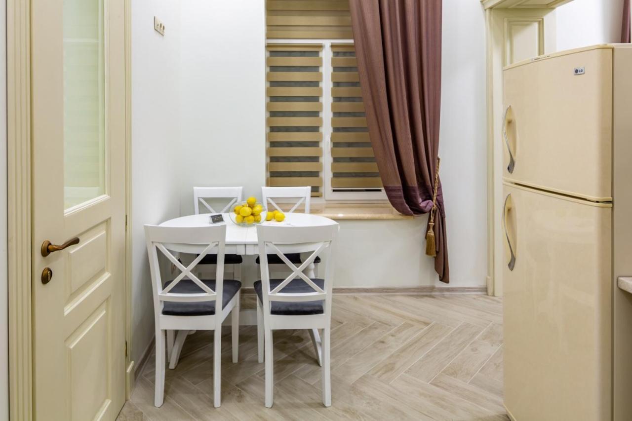 Avangard Sholom Aleikhem 1 Apart Lviv Ngoại thất bức ảnh