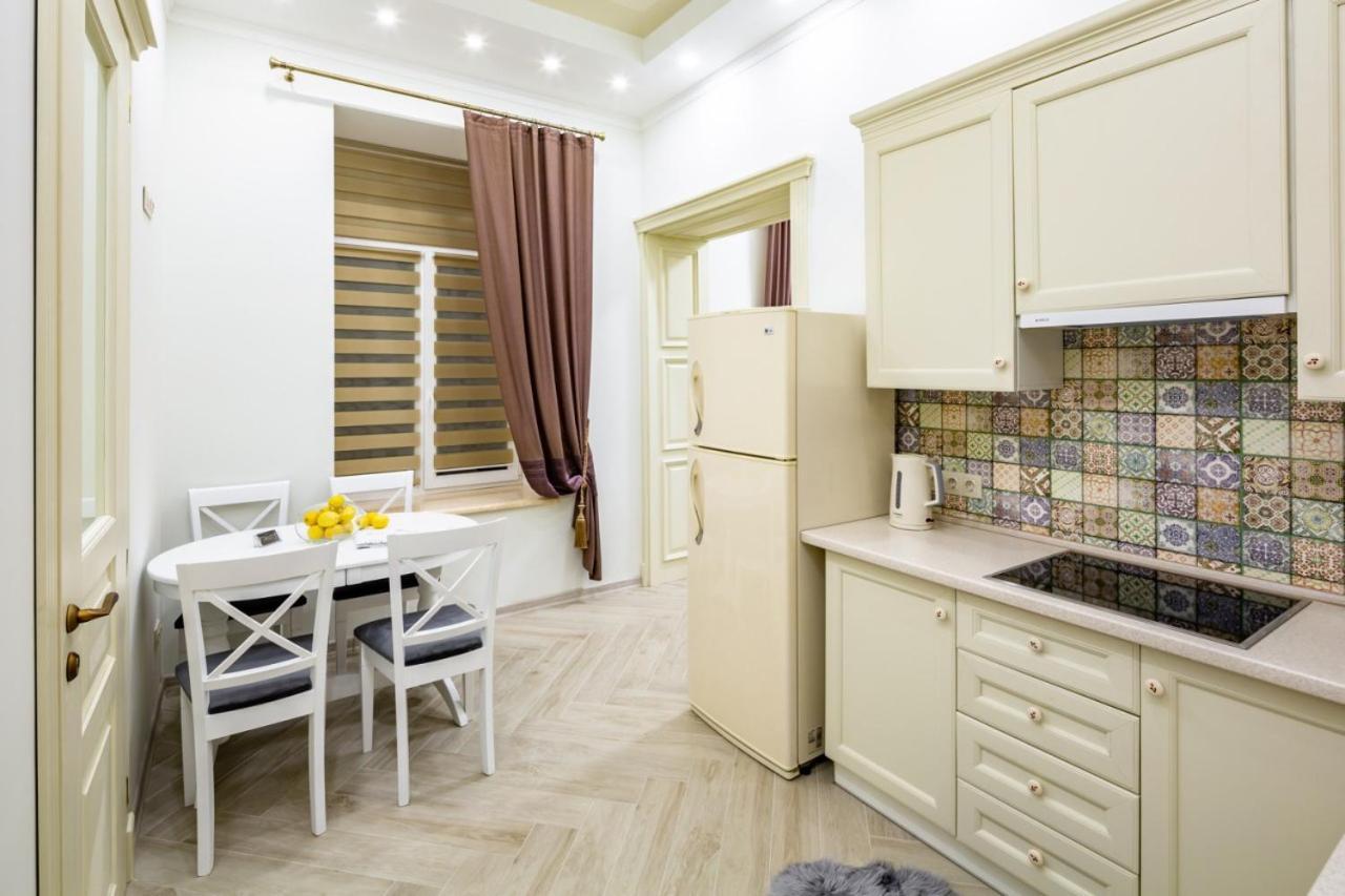 Avangard Sholom Aleikhem 1 Apart Lviv Ngoại thất bức ảnh