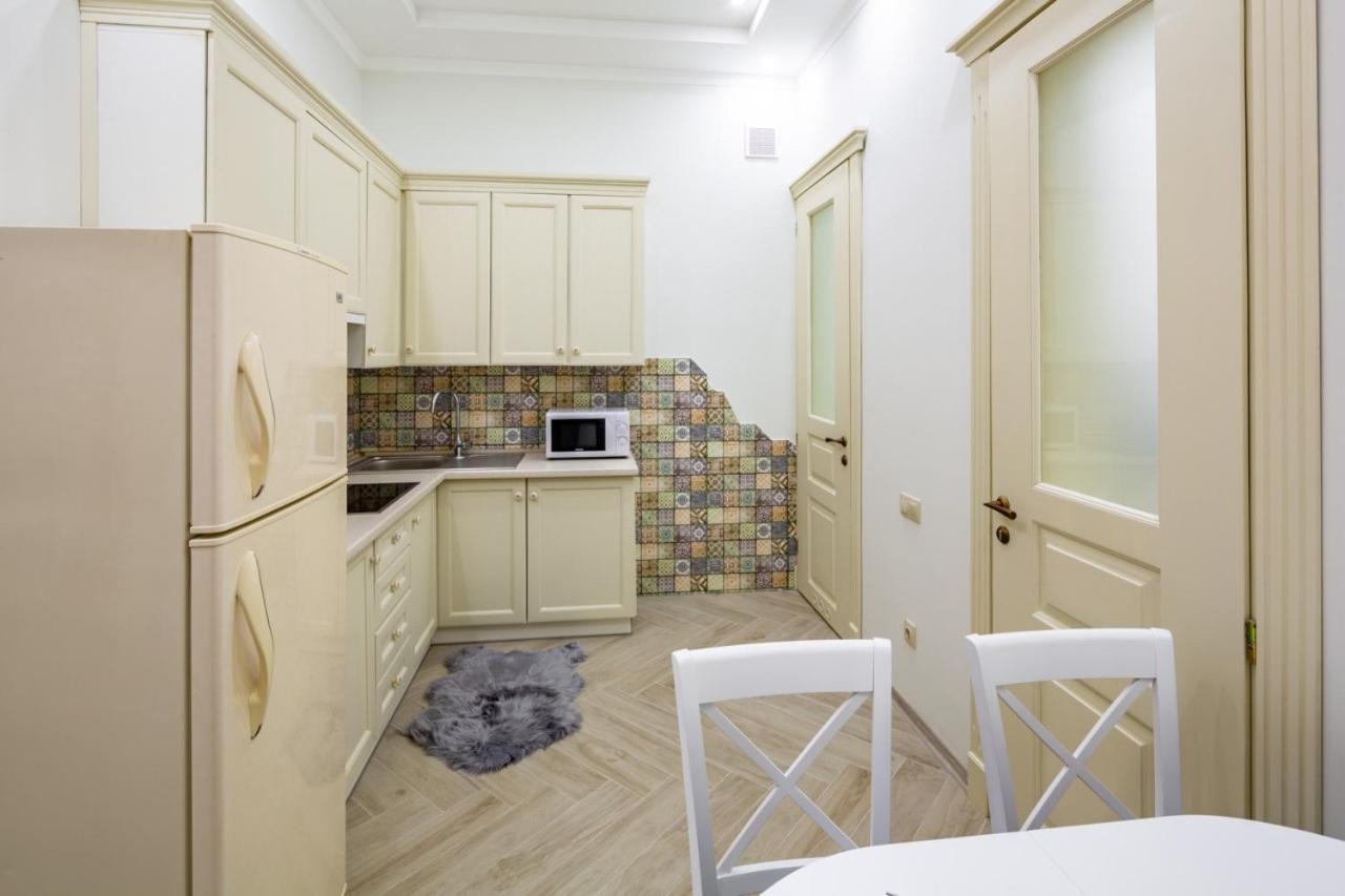 Avangard Sholom Aleikhem 1 Apart Lviv Ngoại thất bức ảnh